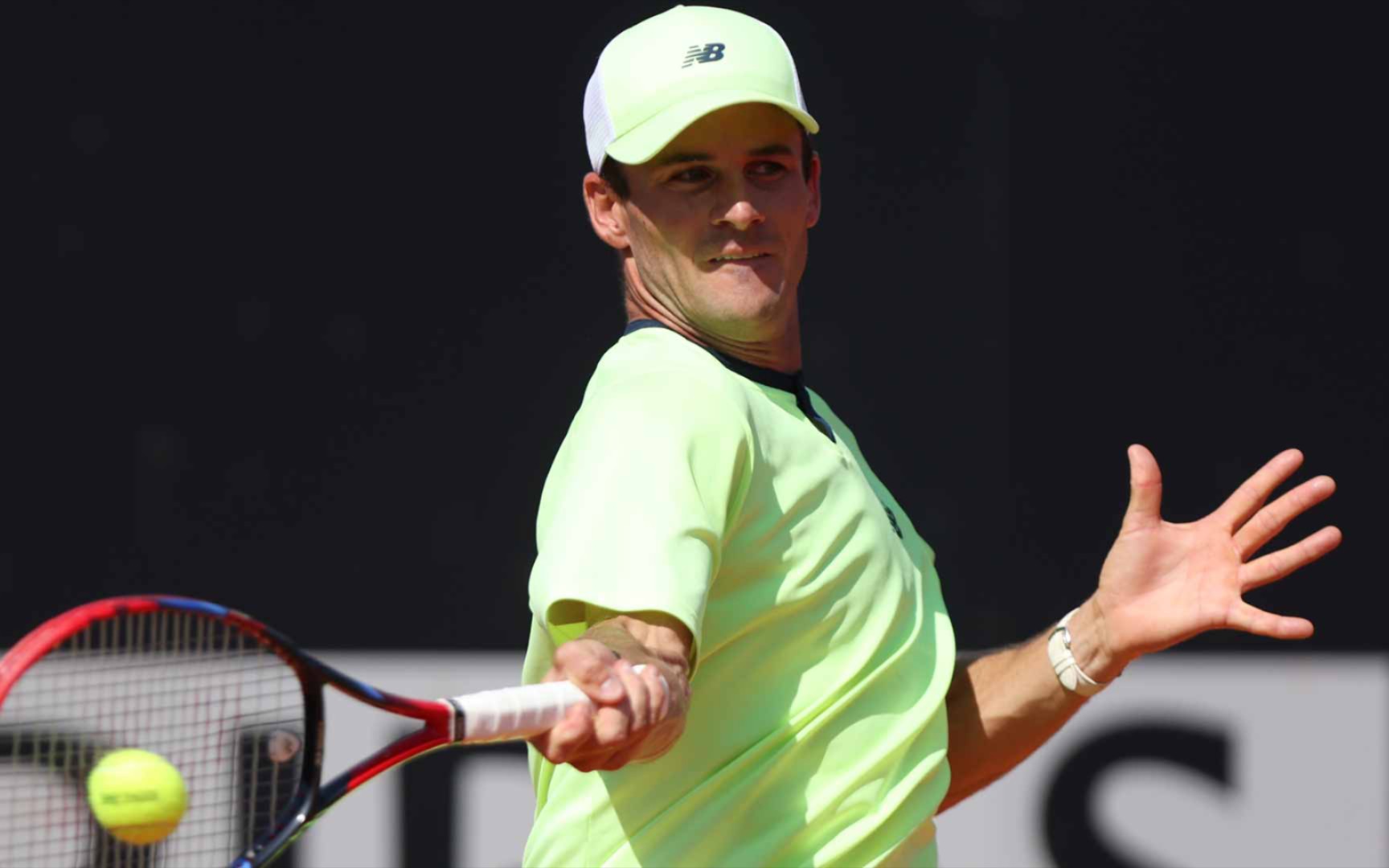 西甲官推以 西甲官推以