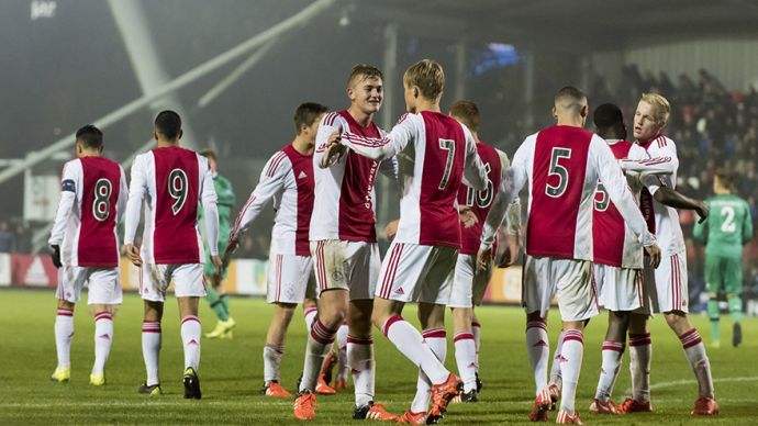 显然是其回 显然是其回