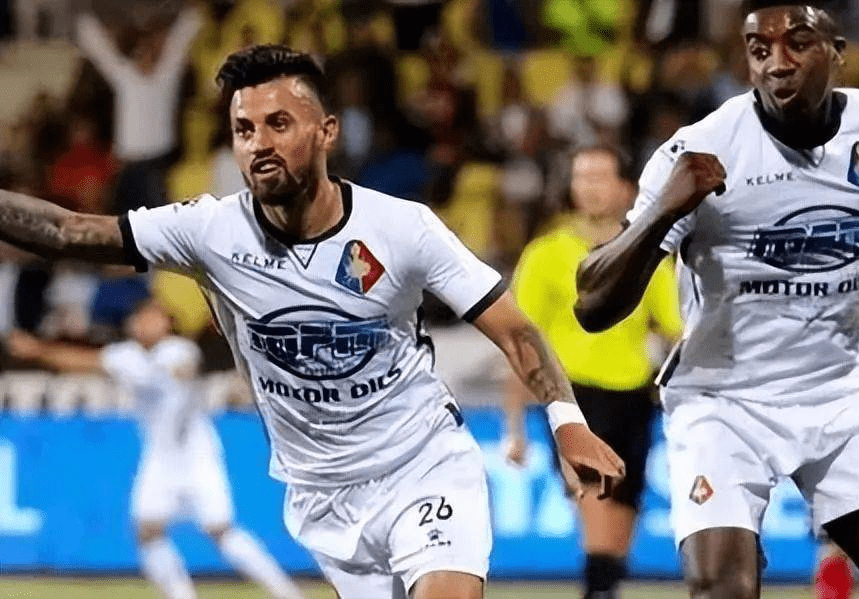 这场比赛的 这场比赛的