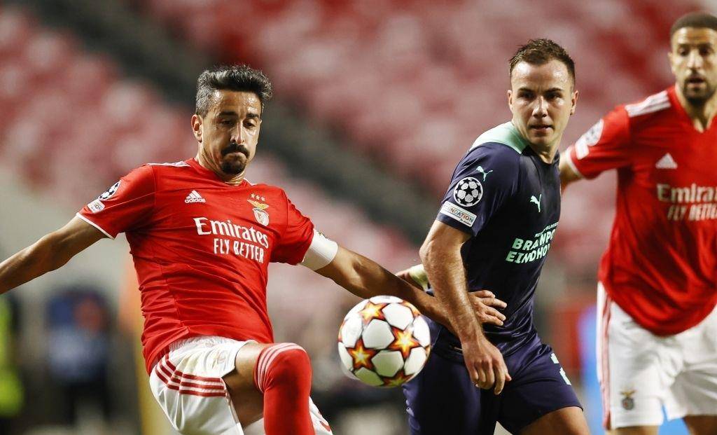 担进攻重任 担进攻重任