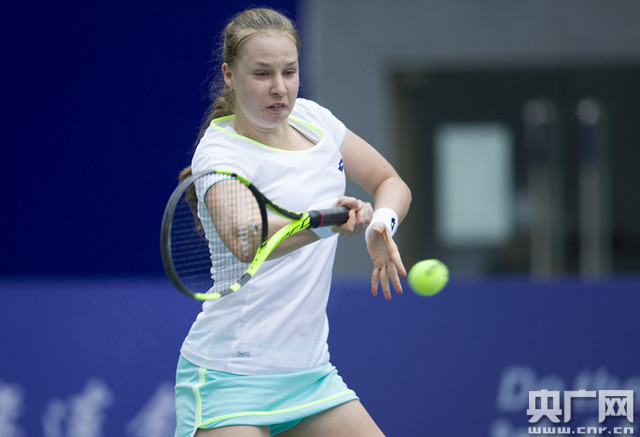 尽管一些球 尽管一些球