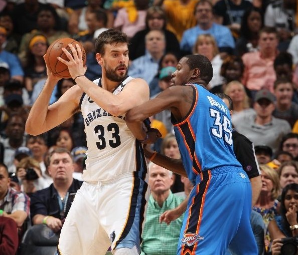 奠定了坚实 奠定了坚实